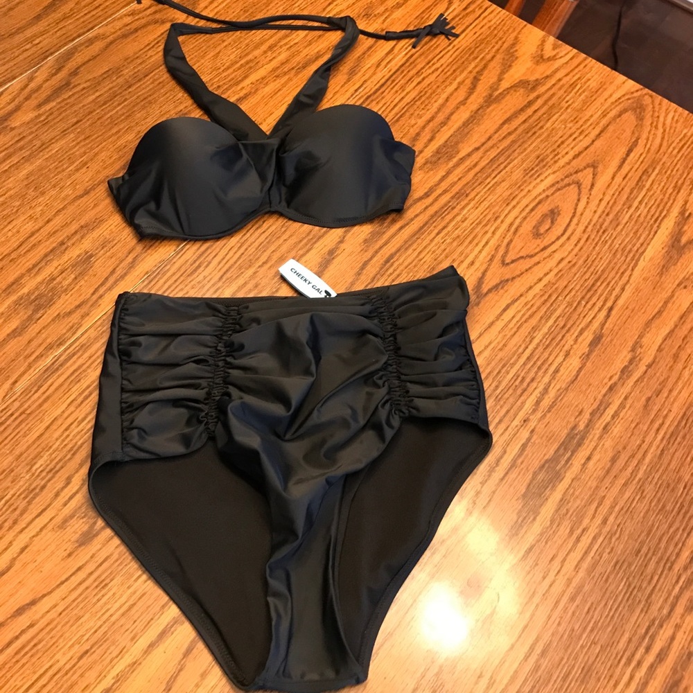 Black high waisted bikini 👙